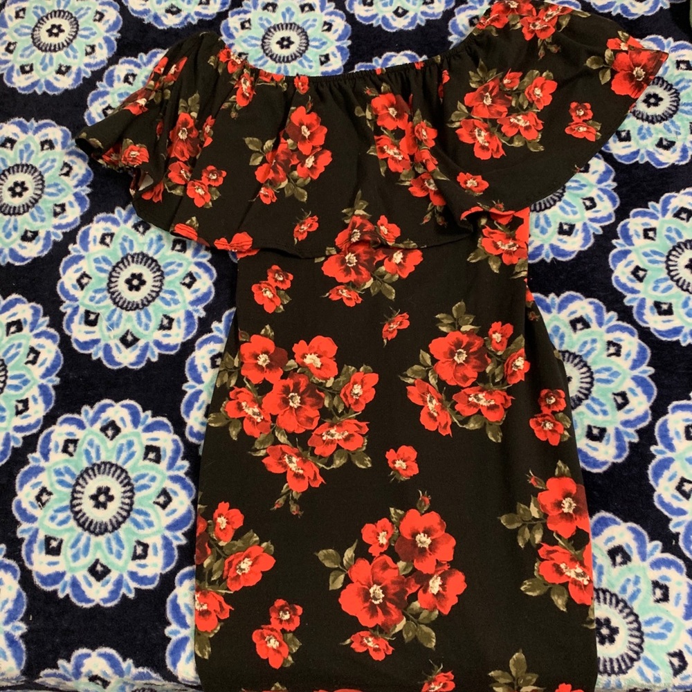 Fitted floral dress
